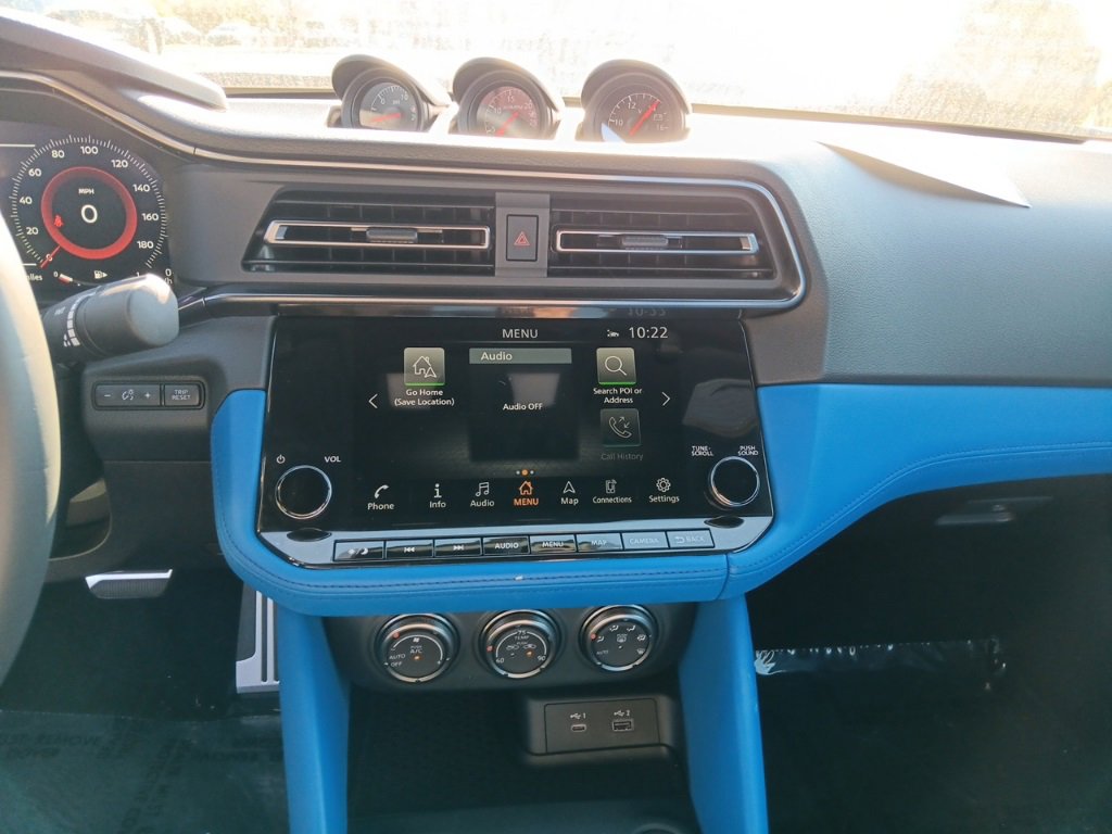 Used 2024 Nissan Z Performance w/ Floor Mat Package image 10