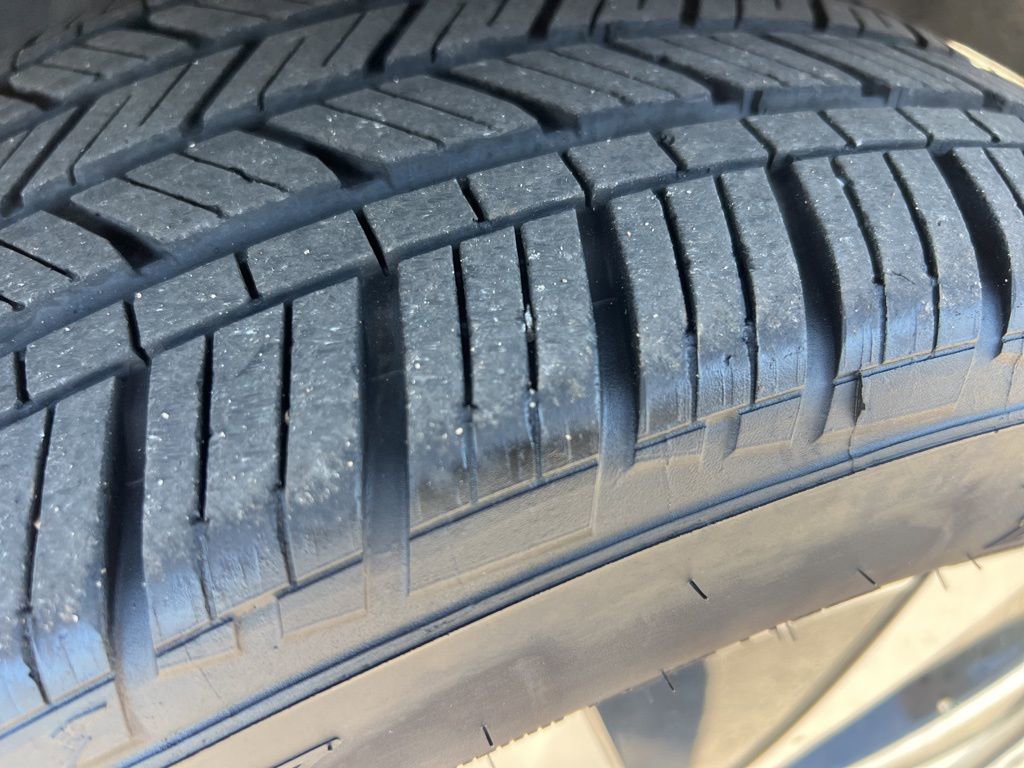 Used 2023 Volkswagen Taos SE image 9