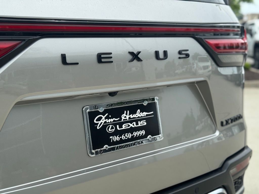 New 2025 Lexus LX 700h F Sport image 5