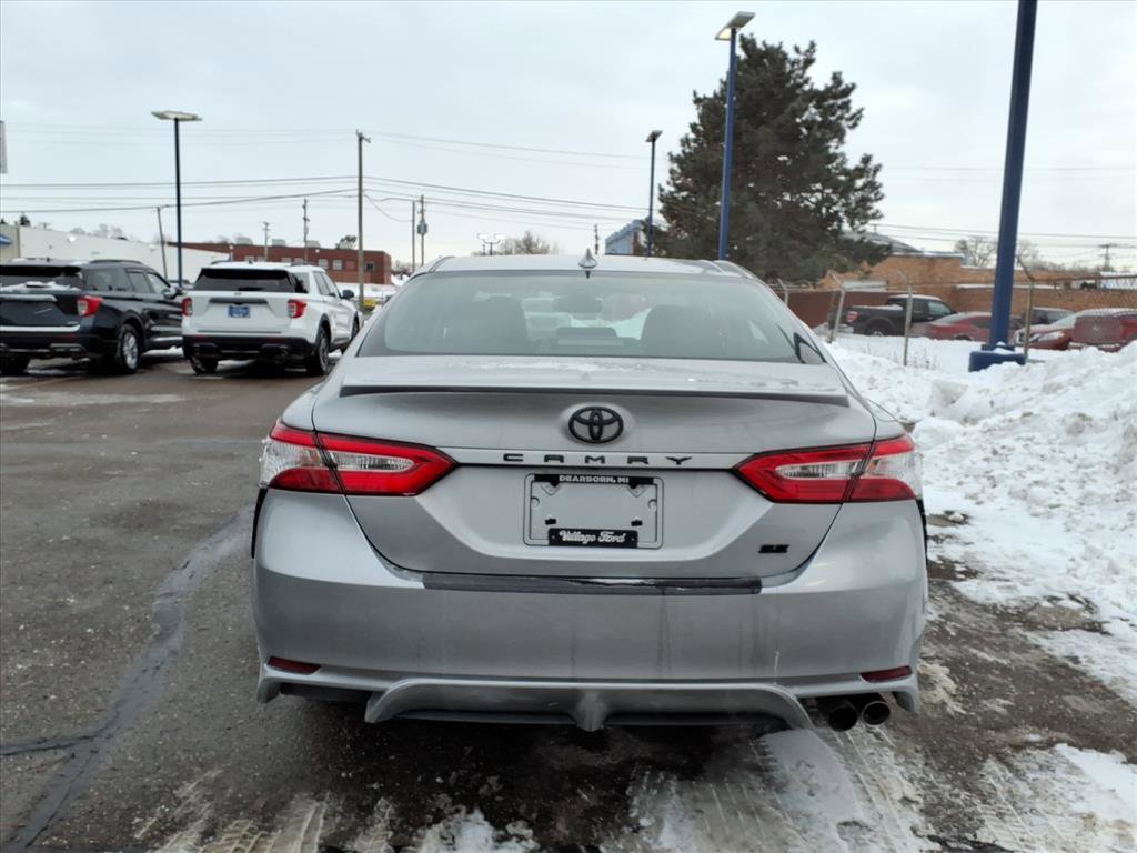 Used 2020 Toyota Camry SE image 7