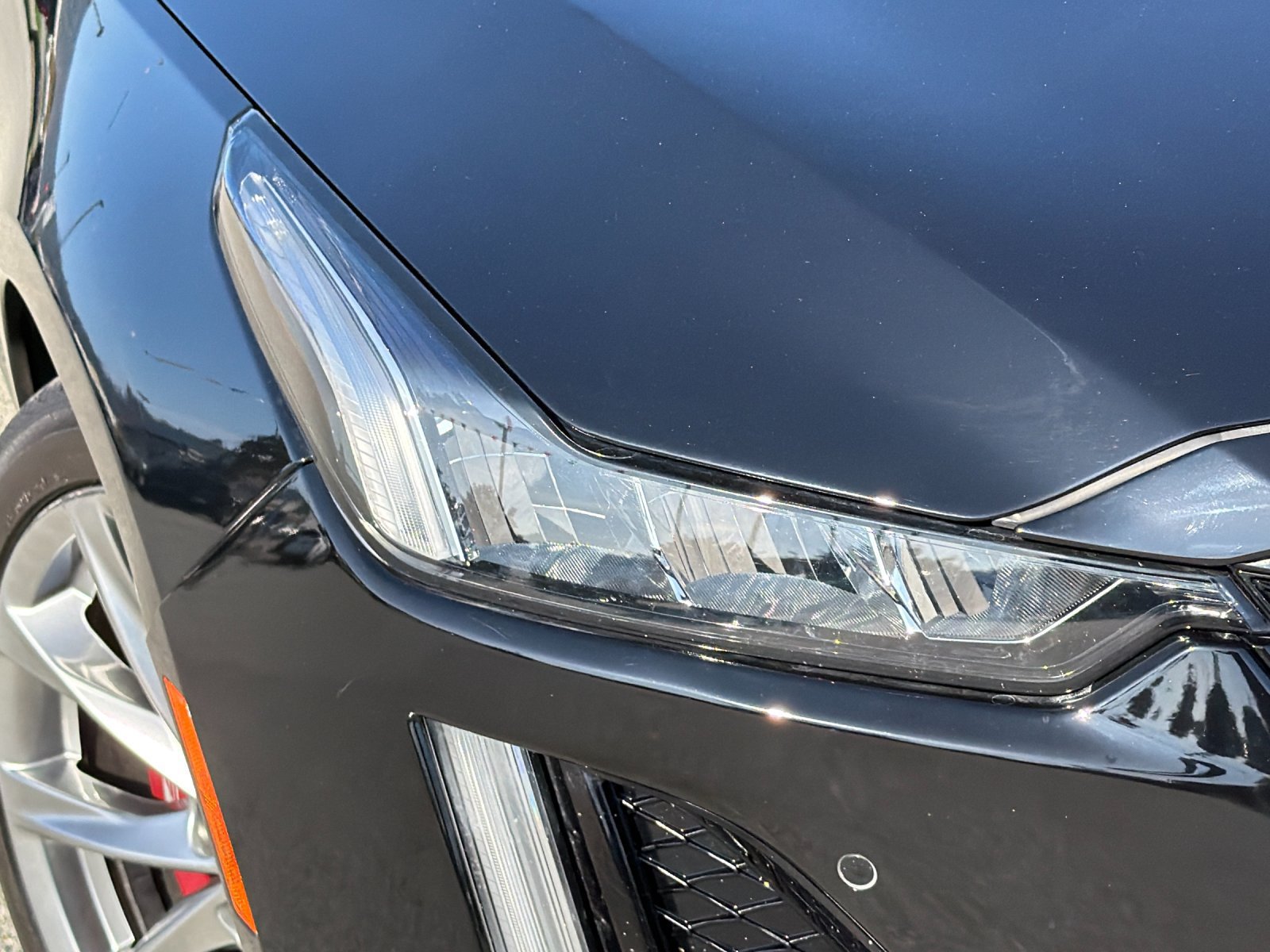 Used 2021 Cadillac CT5 V w/ Platinum Package RWD image 36