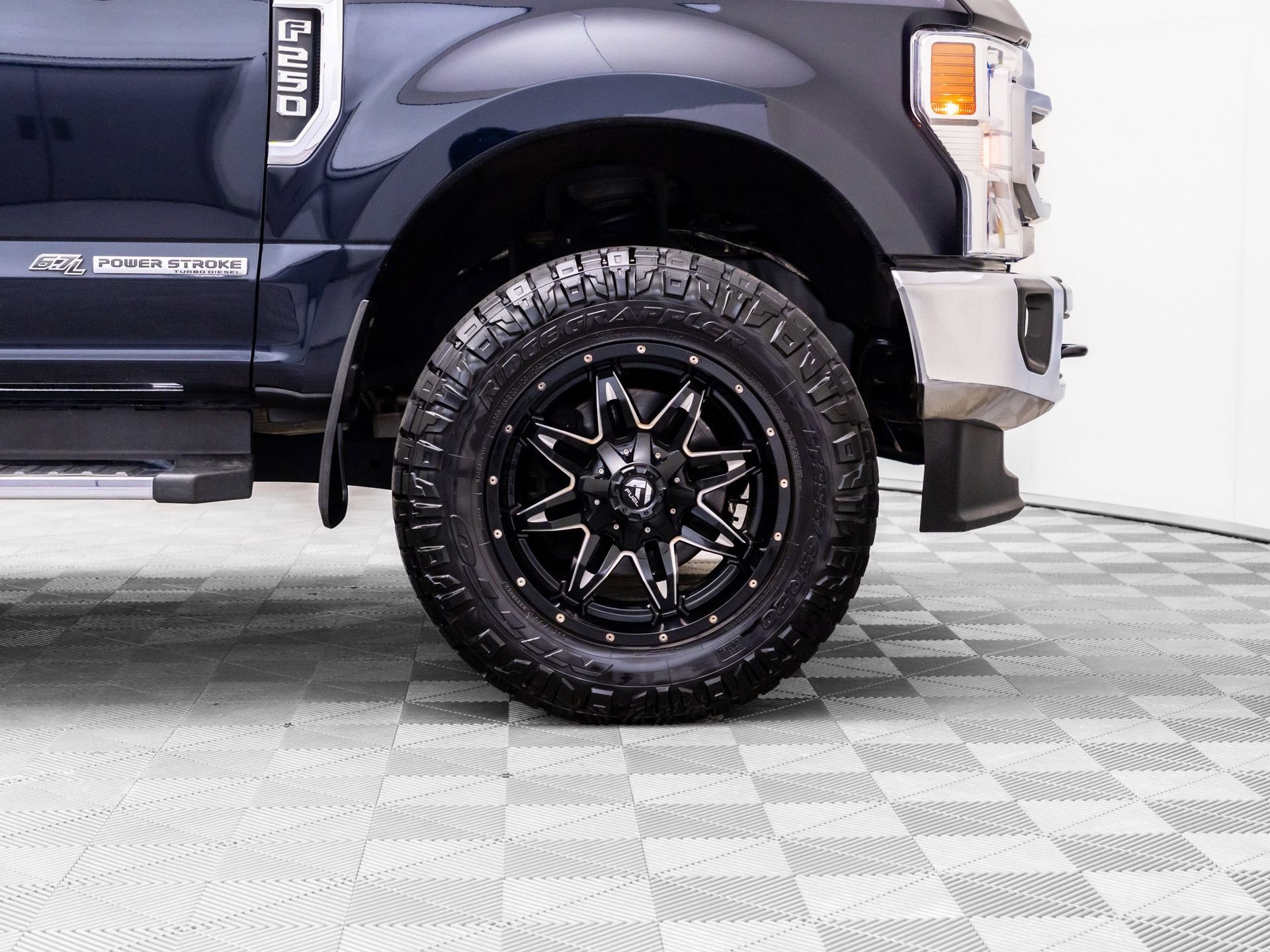 Used 2021 Ford F250 Lariat w/ Lariat Value Package AWD/4WD image 38
