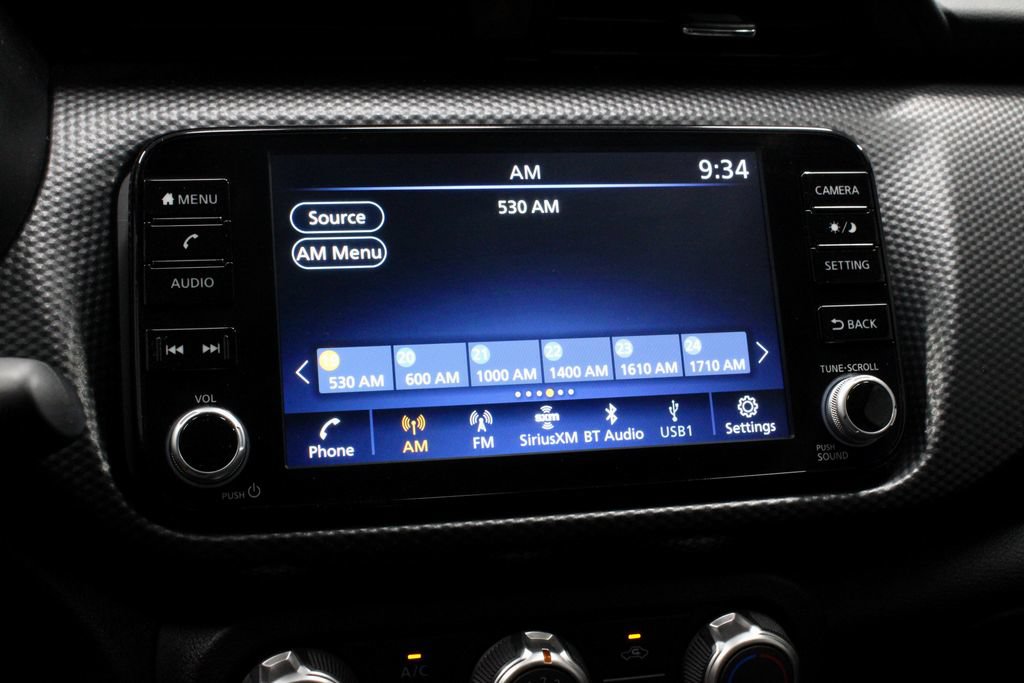 Certified 2024 Nissan Kicks SV FWD image 3