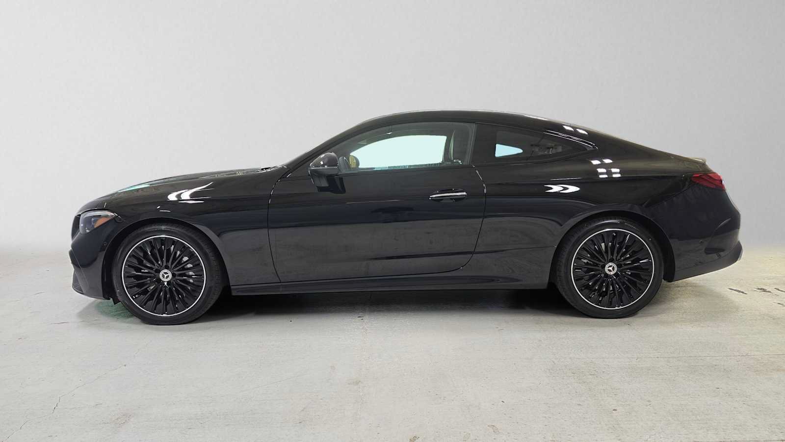 New 2026 Mercedes-Benz CLE 450 4MATIC Coupe image 6