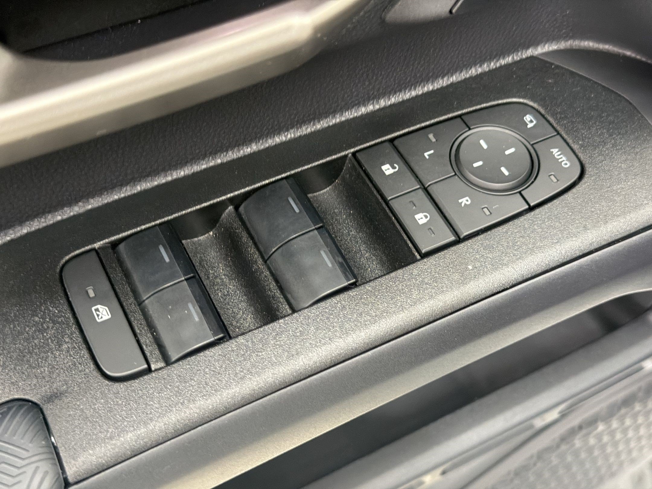 Used 2026 Toyota 4Runner Limited AWD/4WD image 14