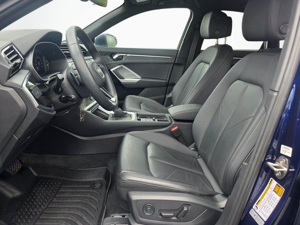 Used 2025 Audi Q3 2.0T Premium AWD/4WD image 13