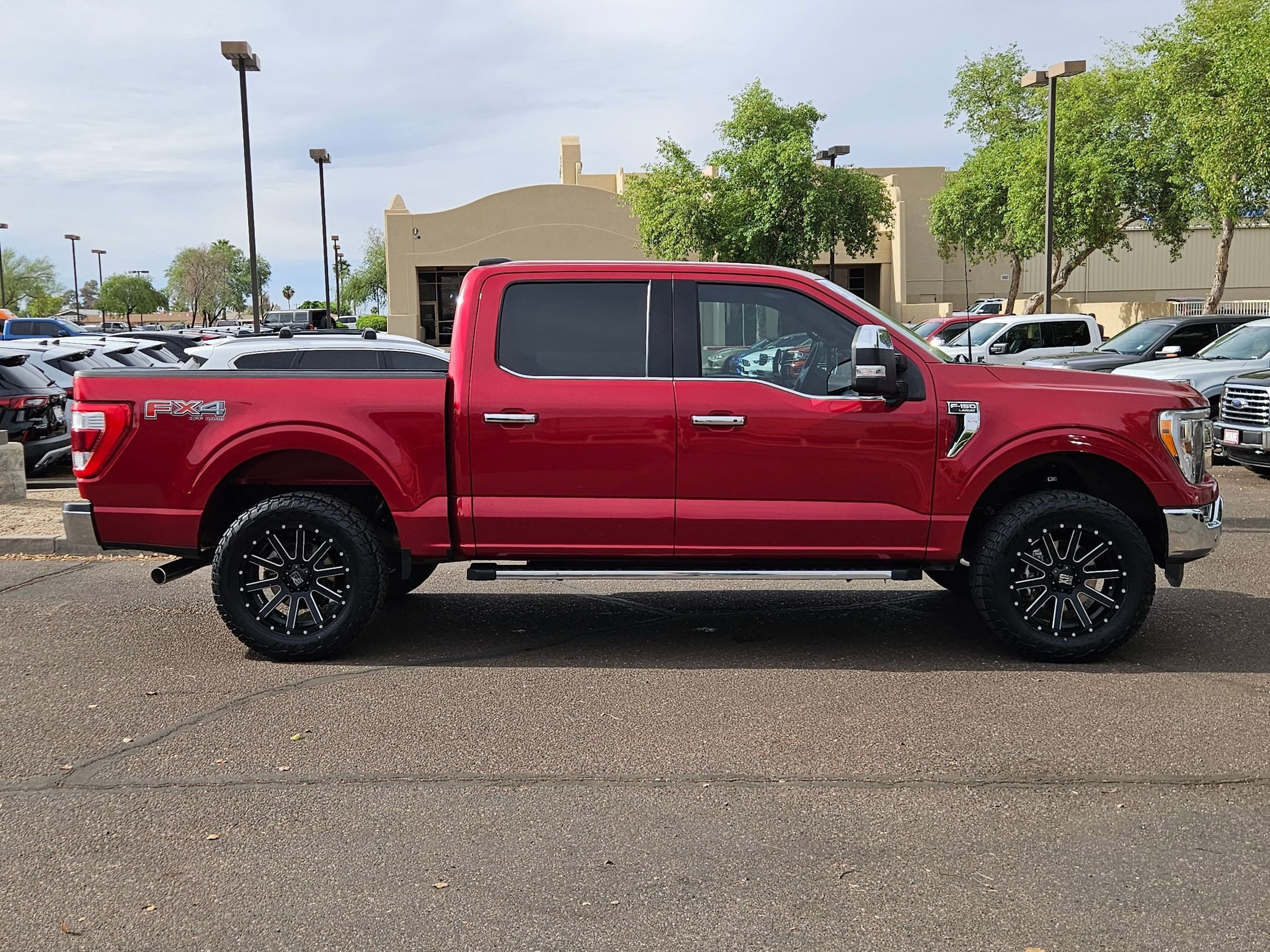 Used 2021 Ford F150 Lariat AWD/4WD image 4