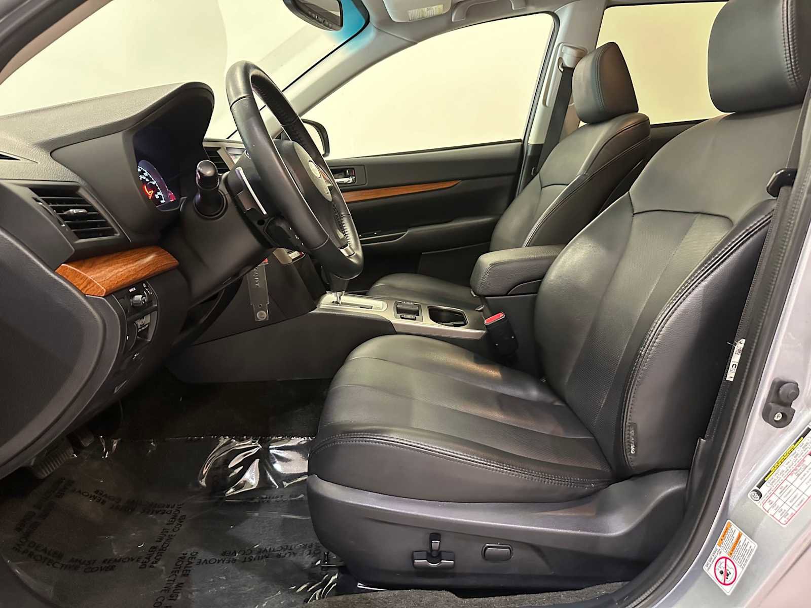 Used 2014 Subaru Outback 2.5i Limited AWD/4WD image 20