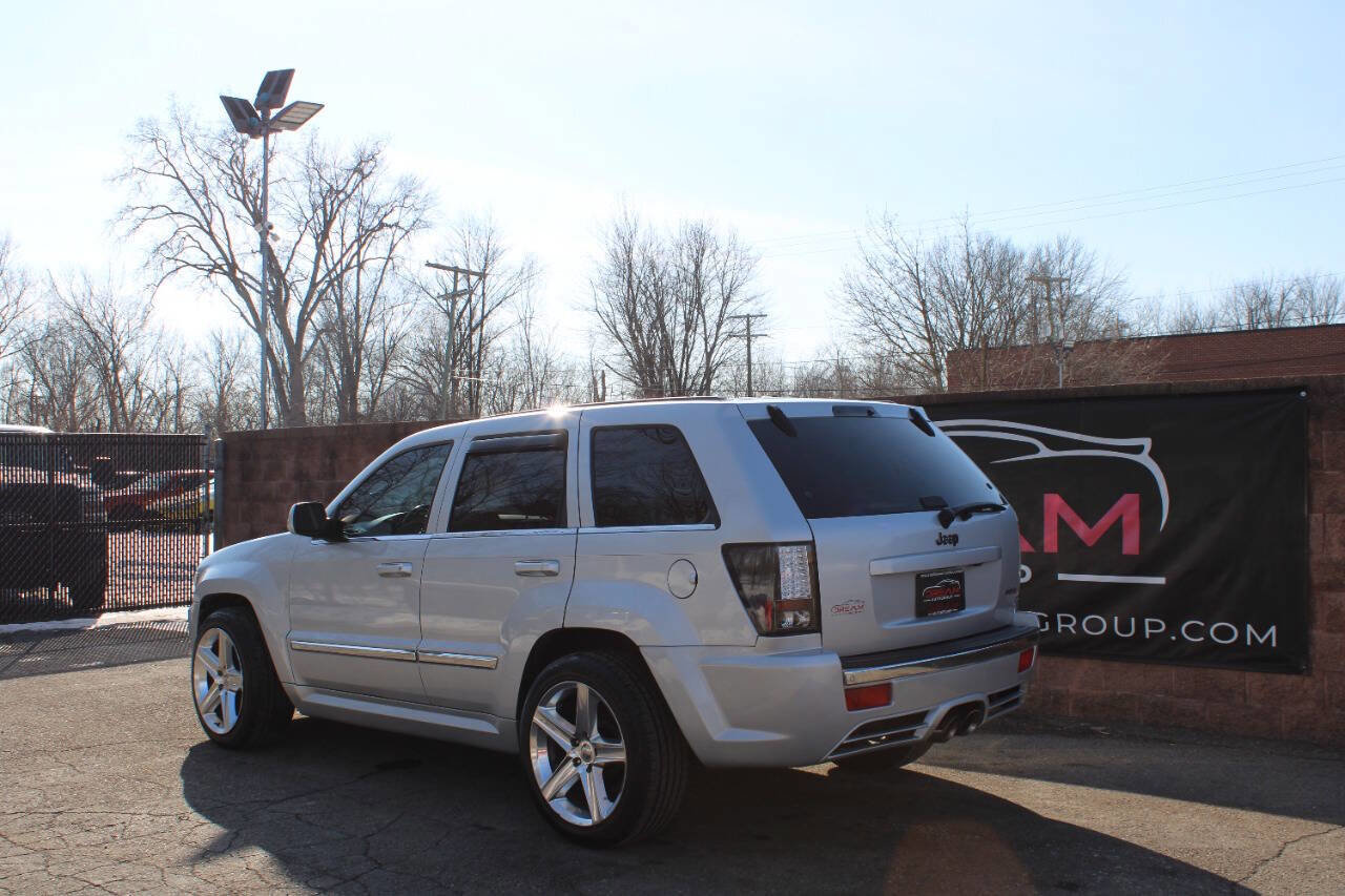 Used 2006 Jeep Grand Cherokee SRT8 w/ SRT Option Group I AWD/4WD image 5