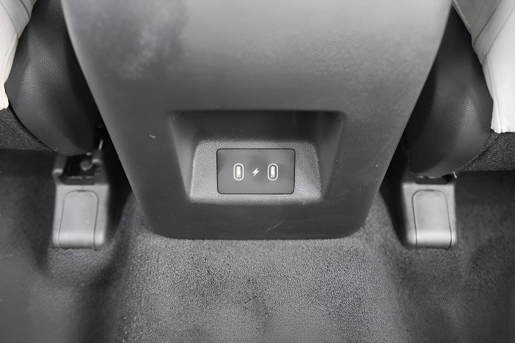 Certified 2026 Hyundai Tucson SE FWD image 17