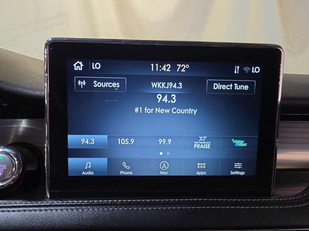Used 2022 Lincoln Corsair AWD w/ Premium Package image 12