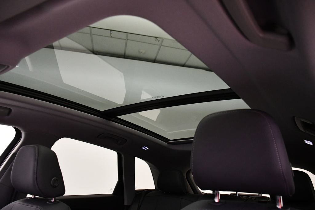 Used 2025 Audi Q5 Premium w/ Convenience Package image 17