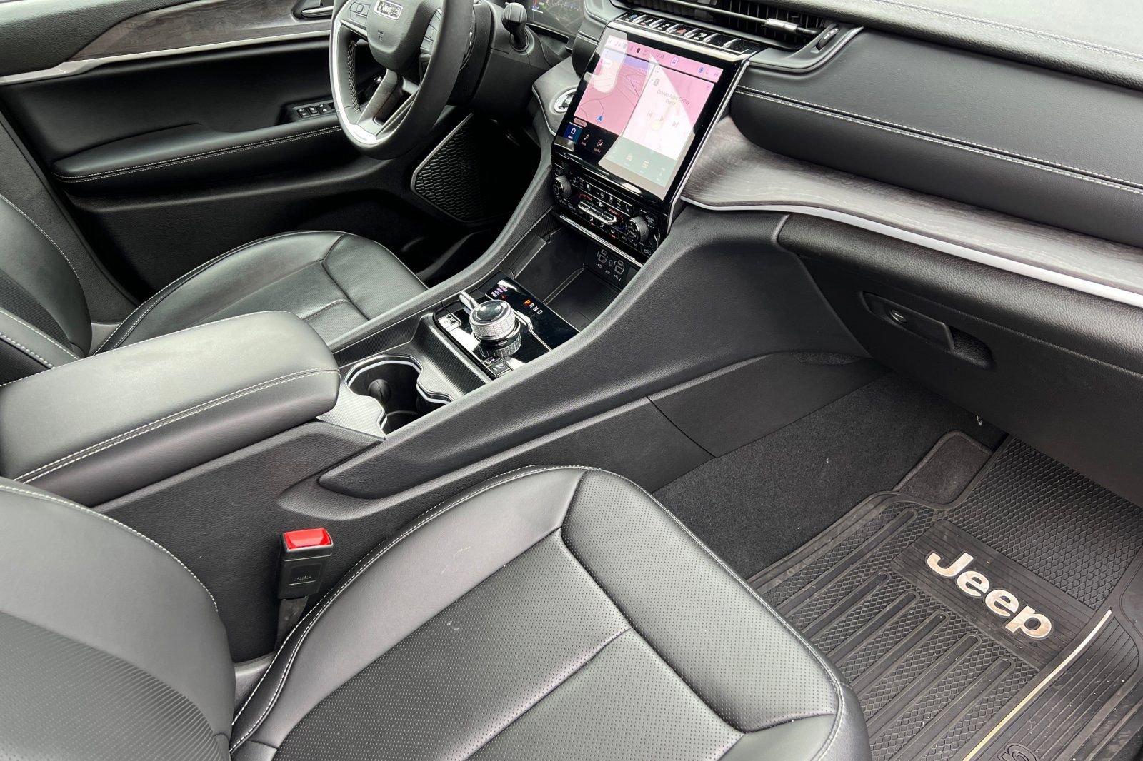 Used 2025 Jeep Grand Cherokee Limited 4xe image 21