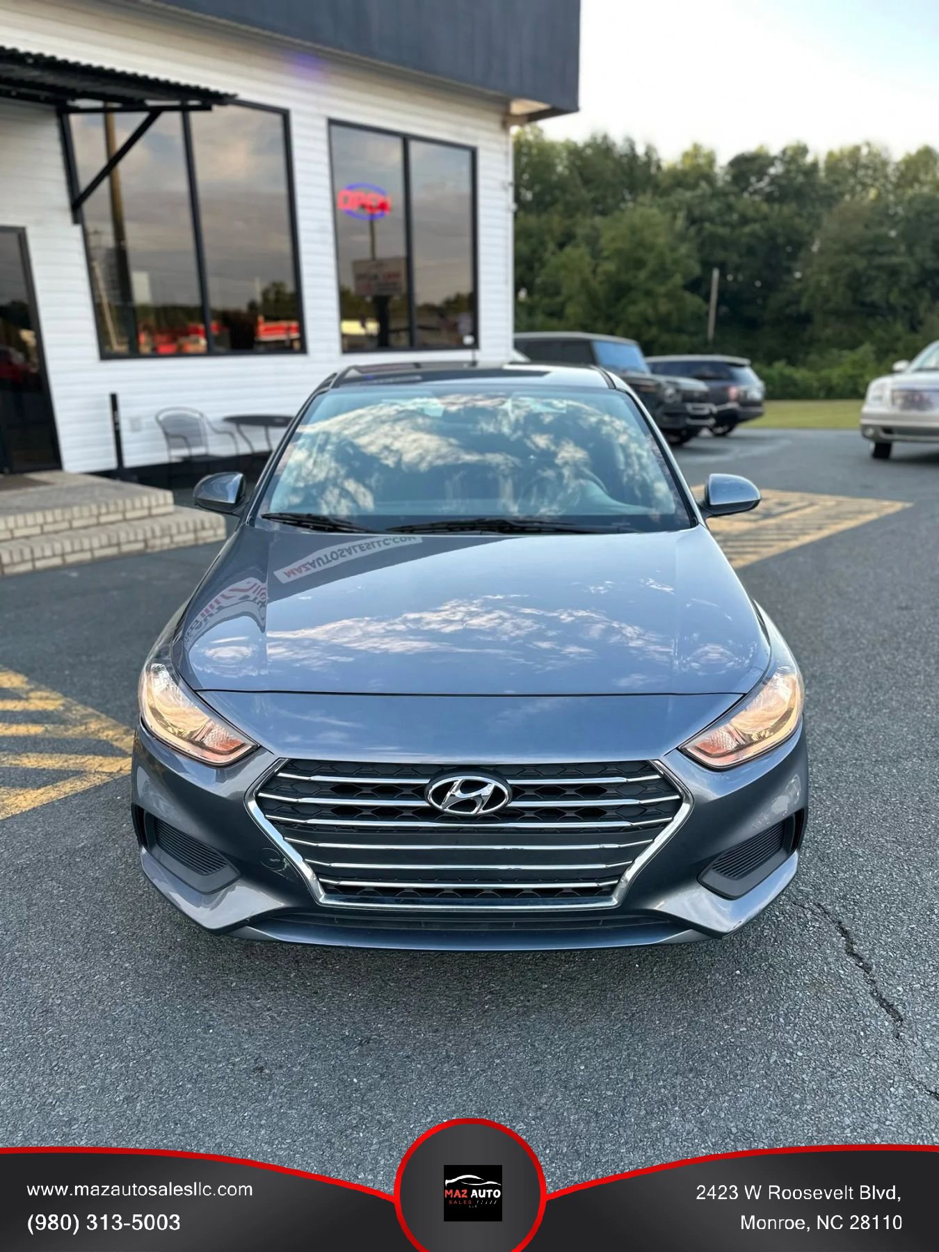 Used 2019 Hyundai Accent SE image 2