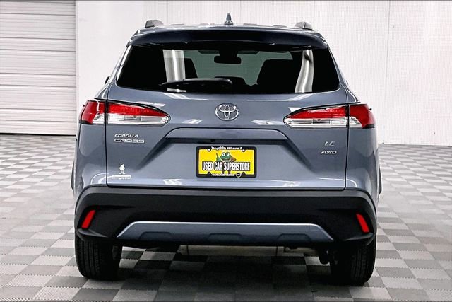 Used 2022 Toyota Corolla Cross LE w/ Moonroof Package image 5