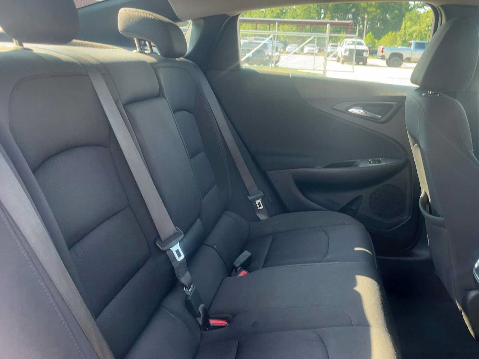 Used 2020 Chevrolet Malibu LT FWD image 34