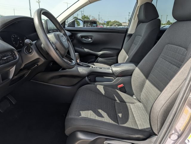 Used 2023 Honda HR-V LX image 25
