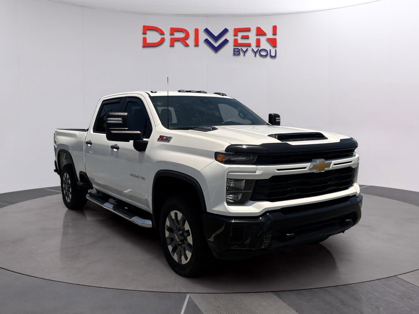 Used 2024 Chevrolet Silverado 2500 Custom w/ Custom Value Package AWD/4WD image 8