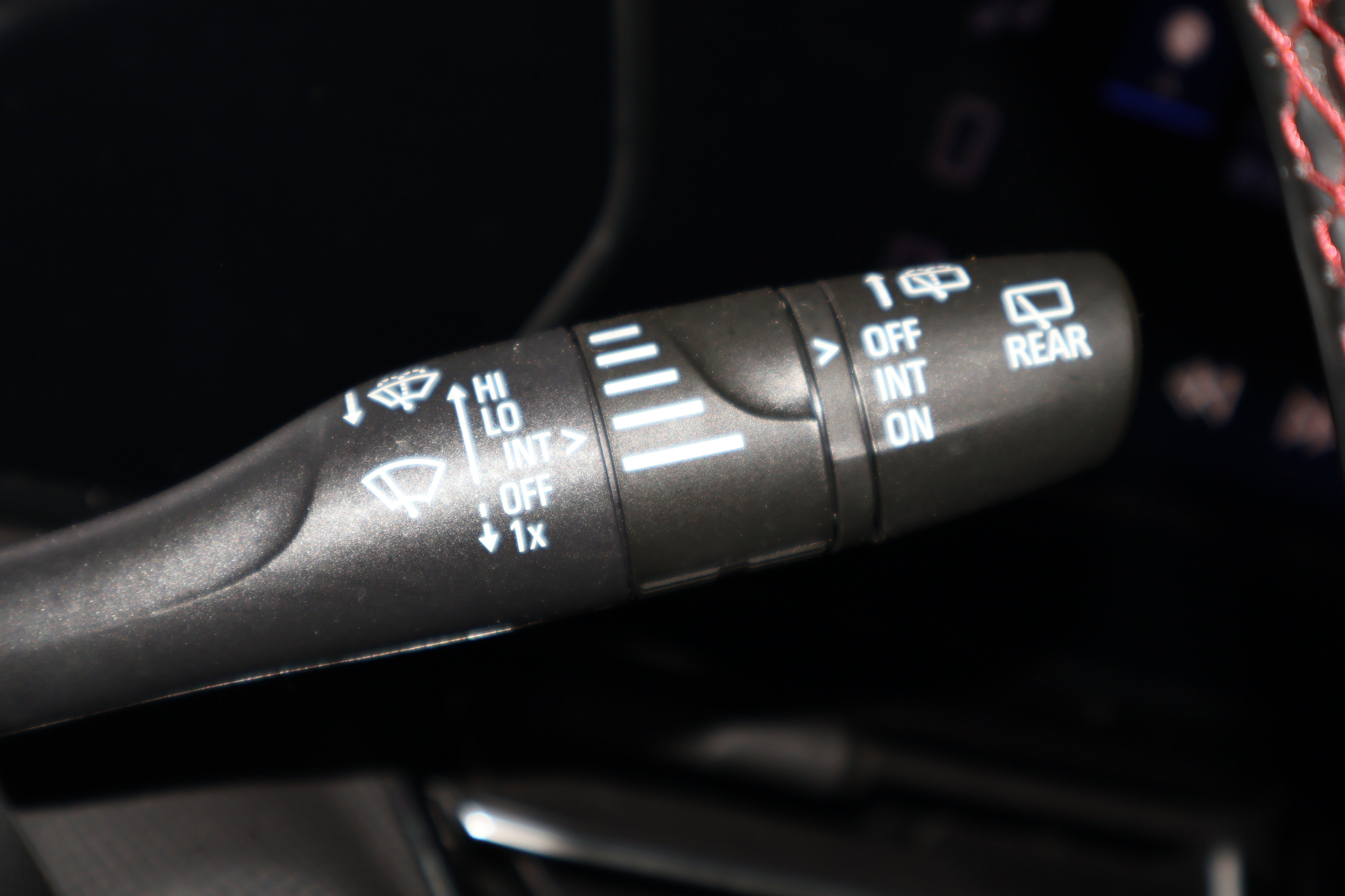 Used 2025 Chevrolet TrailBlazer RS w/ Convenience Package image 23