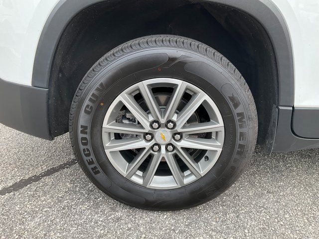 Used 2023 Chevrolet Traverse LT image 26