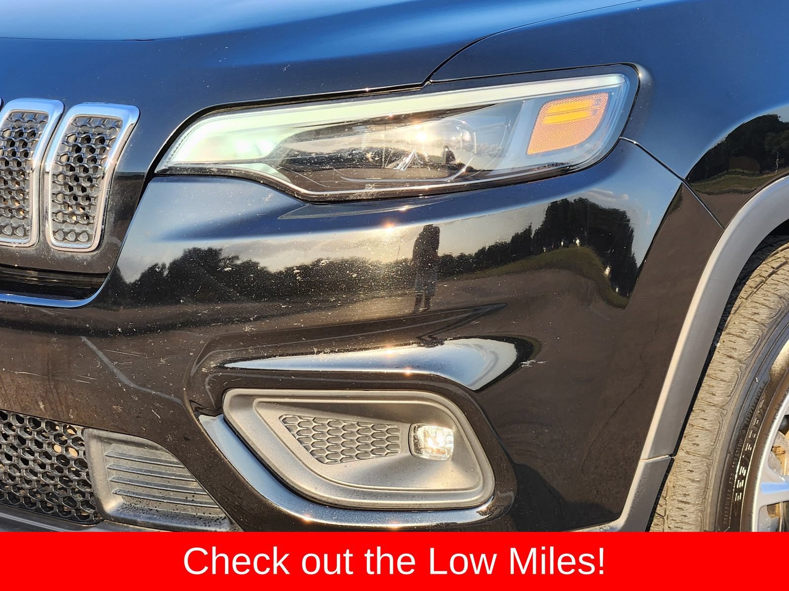 Used 2019 Jeep Cherokee Latitude w/ Popular Appearance Group FWD image 10
