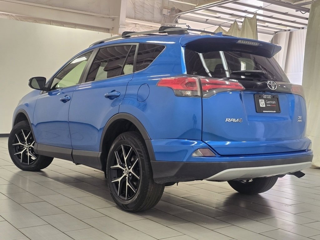 Used 2018 Toyota RAV4 SE w/ Power Extra Value Package image 12