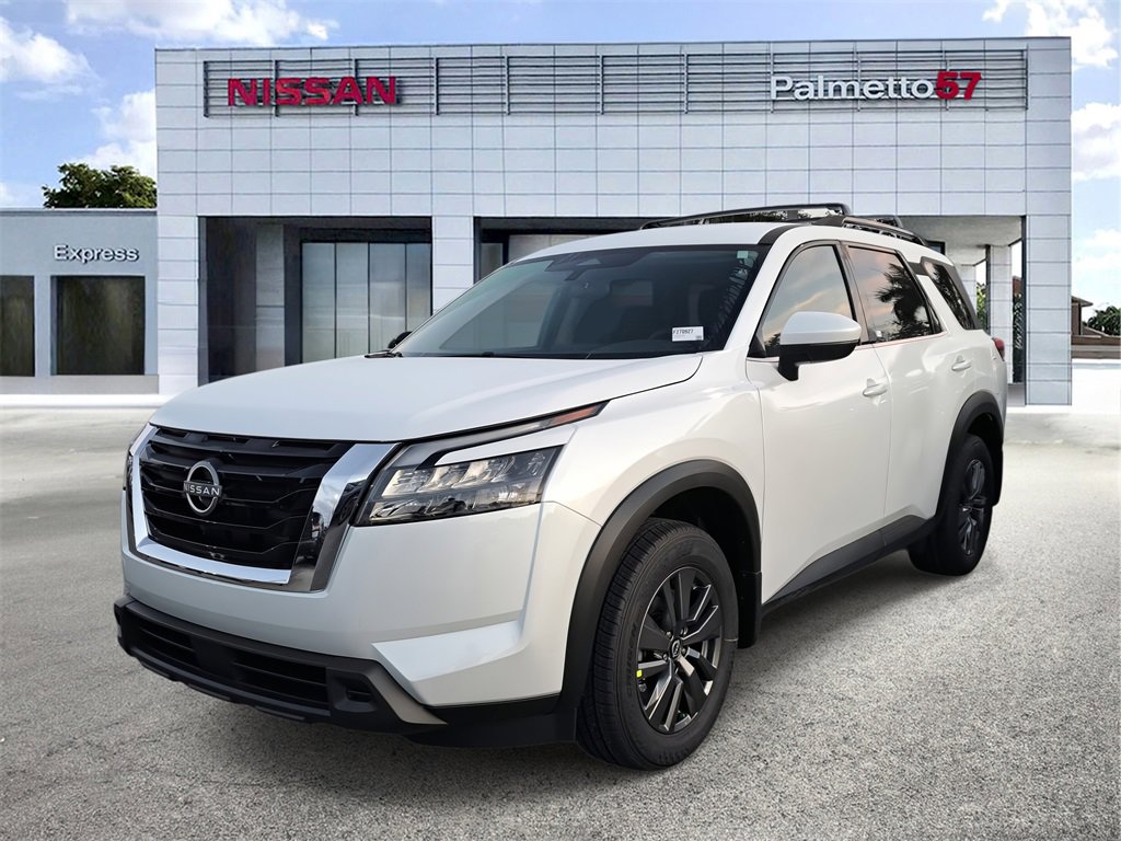 New 2025 Nissan Pathfinder SV w/ Cargo Package image 3