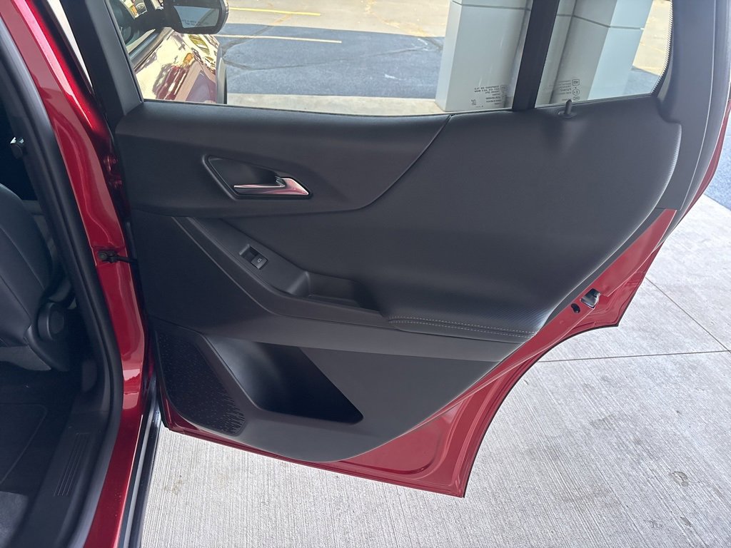 New 2026 Chevrolet Equinox LT w/ Convenience Package II image 27