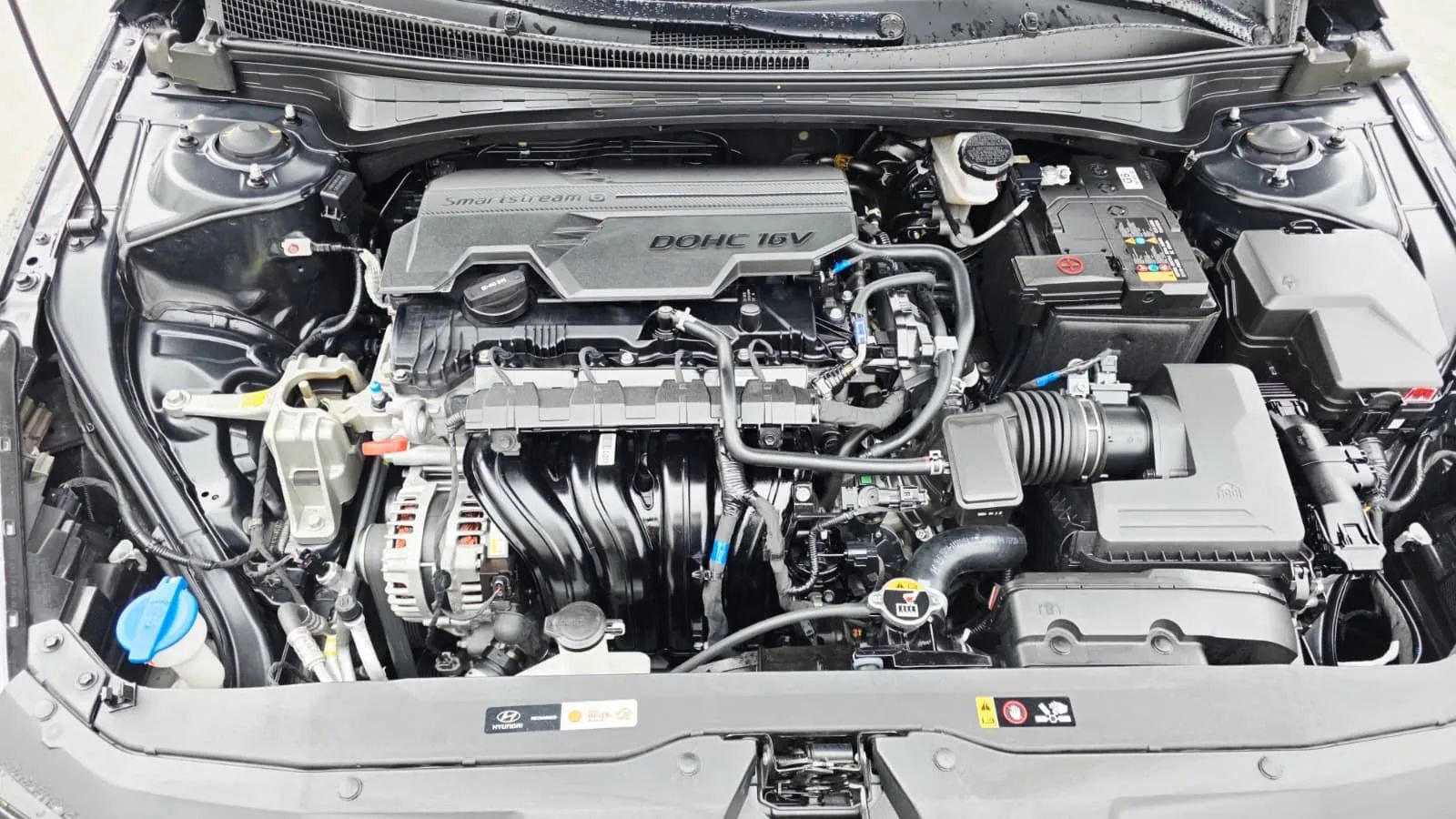 Used 2023 Hyundai Elantra SEL w/ Cargo Package image 16