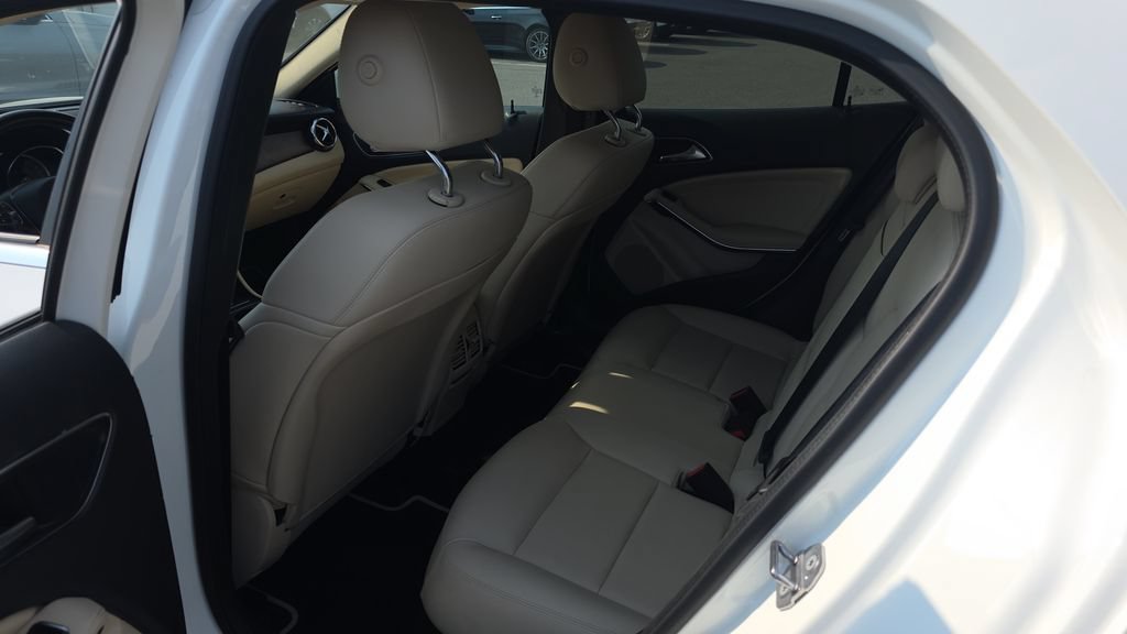 Used 2019 Mercedes-Benz GLA 250 image 23