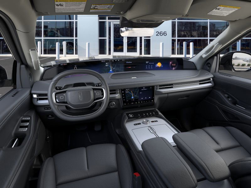 New 2026 Lincoln Navigator Premiere AWD/4WD image 9