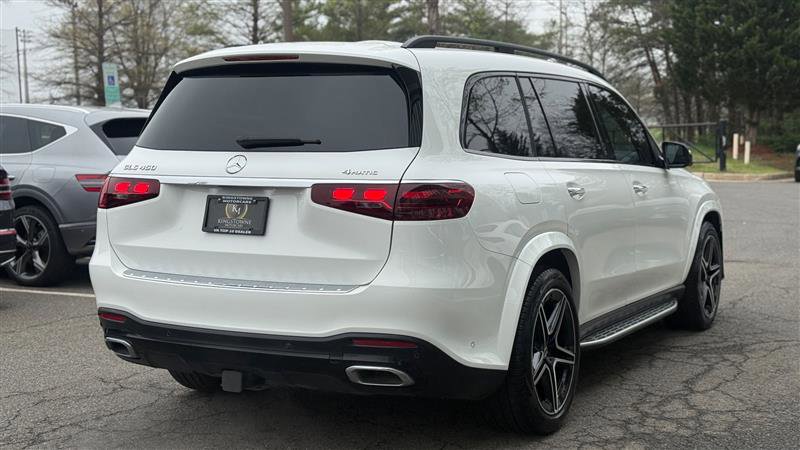 Used 2024 Mercedes-Benz GLS 450 4MATIC w/ AMG Line Exterior image 5