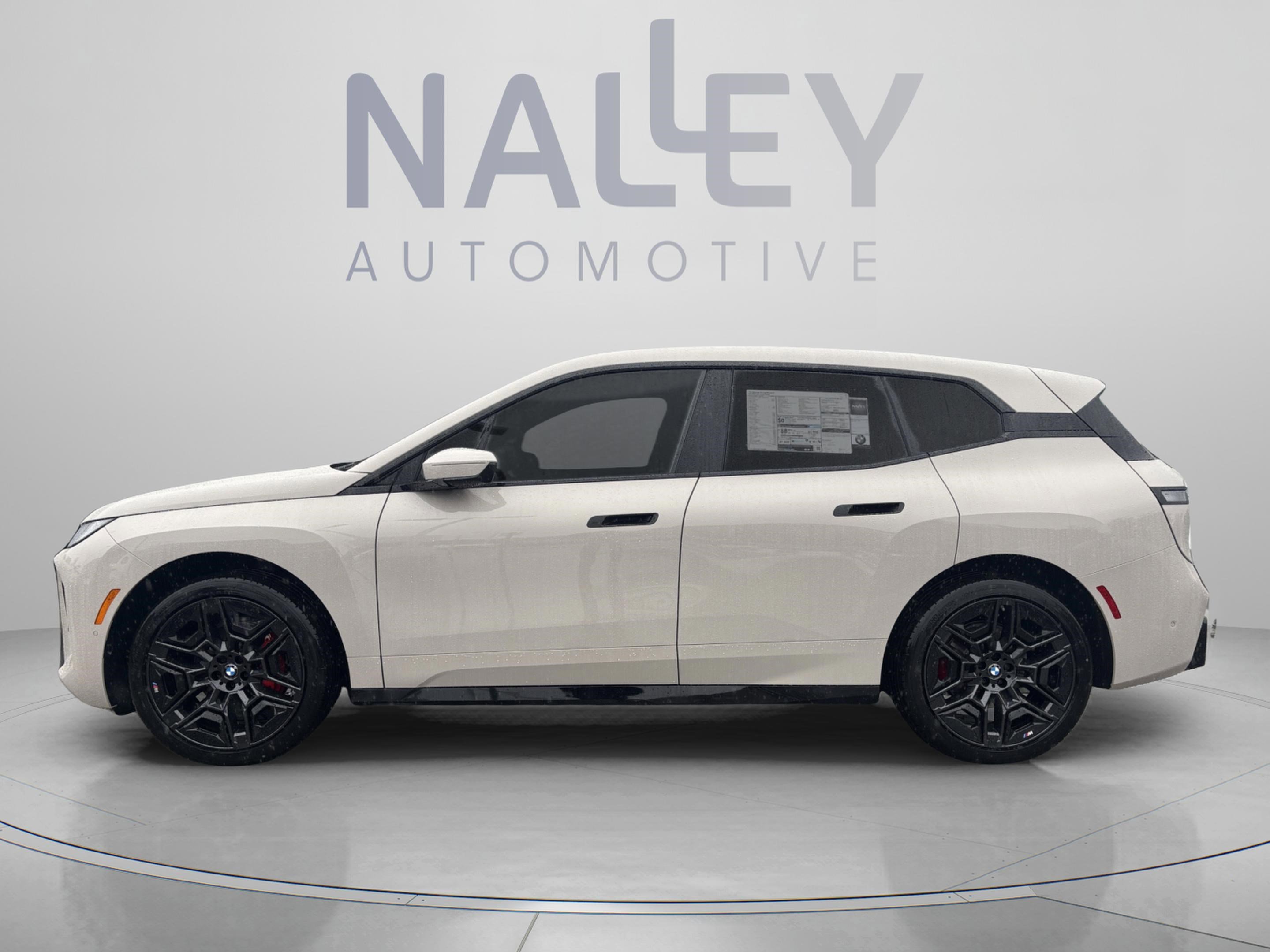 Used 2026 BMW iX xDrive60 w/ M Sport Package image 3