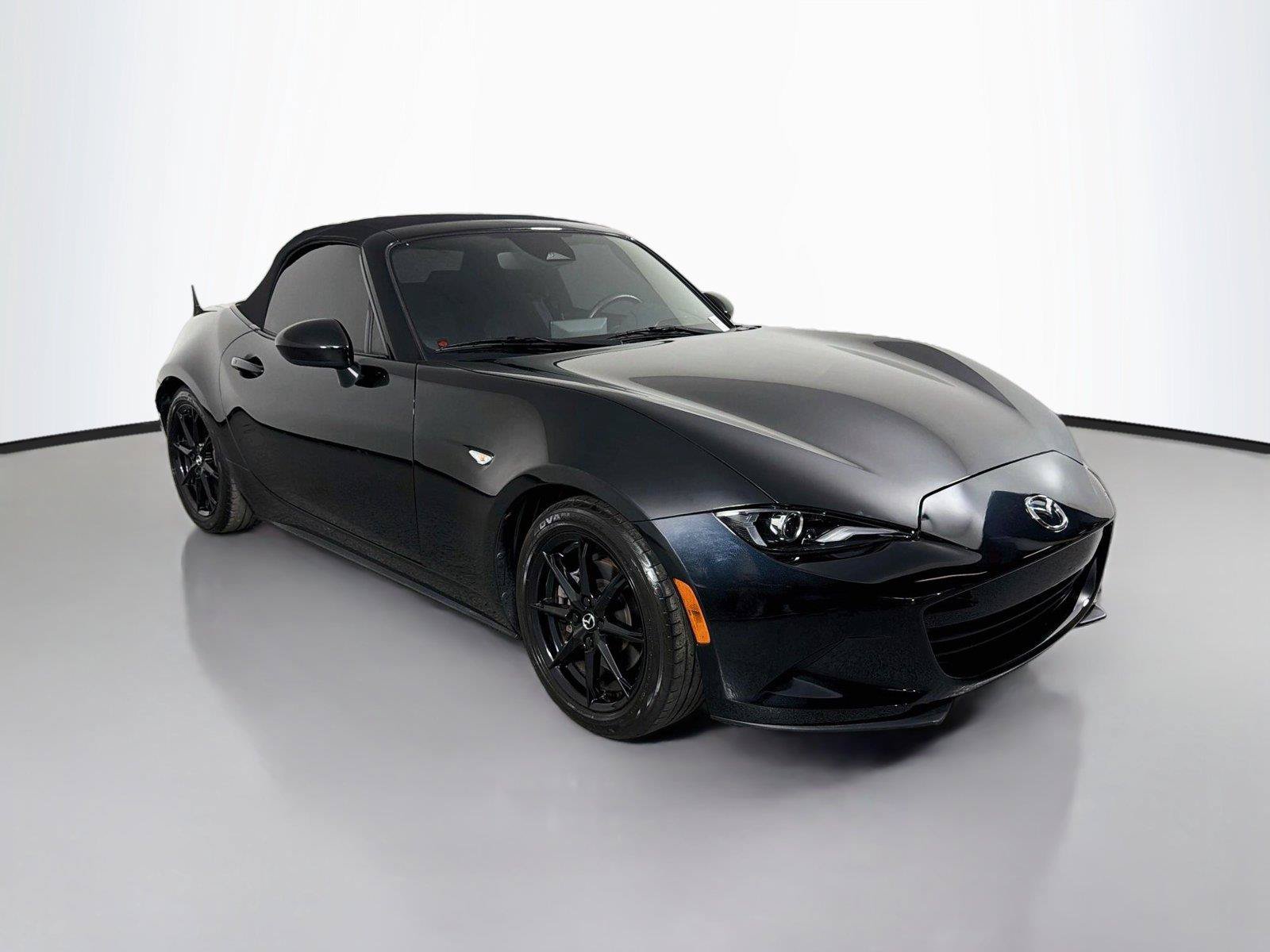 Used 2024 MAZDA MX-5 Miata Sport RWD image 3