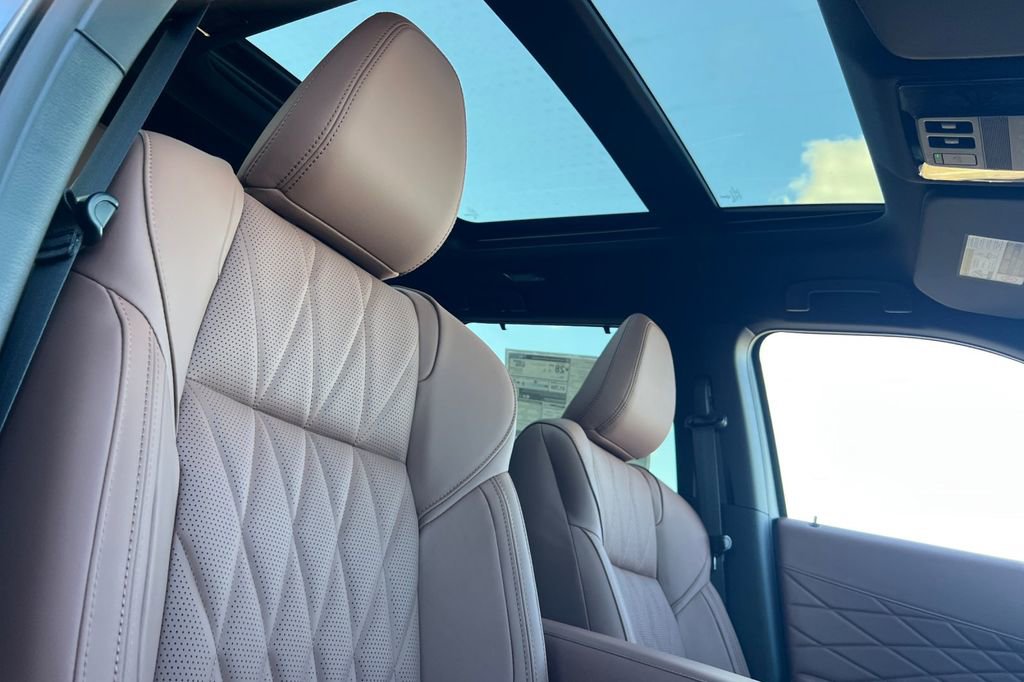 New 2026 Mitsubishi Outlander SEL image 19
