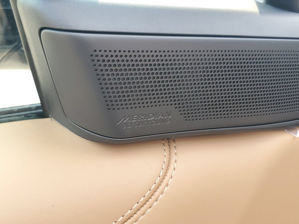 New 2026 Land Rover Range Rover SE AWD/4WD image 8