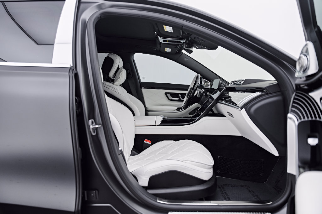 Used 2026 Mercedes-Benz Maybach S 580 4MATIC image 26