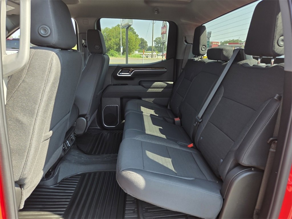 New 2026 GMC Sierra 1500 SLE image 10