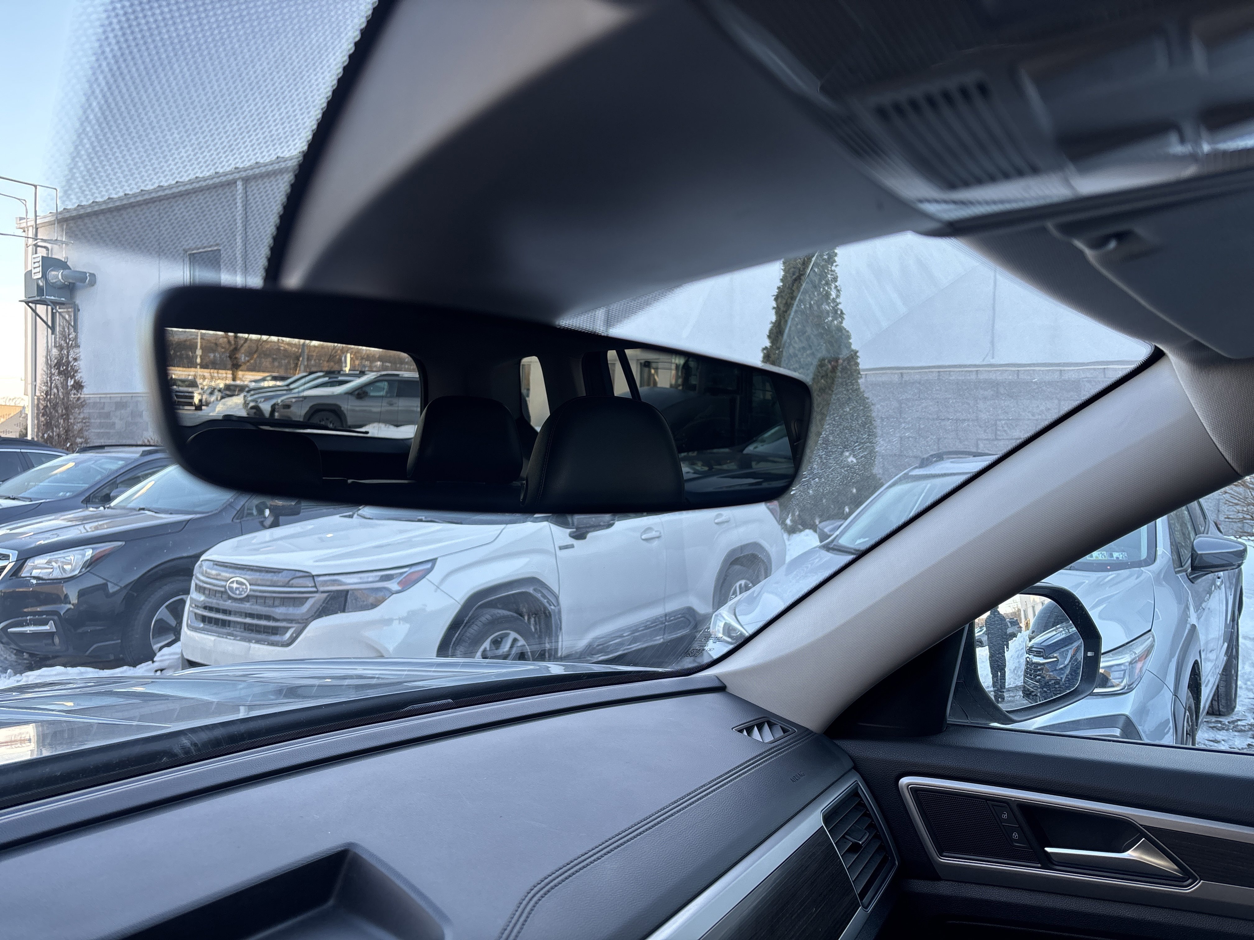 Used 2018 Volkswagen Atlas SE image 28