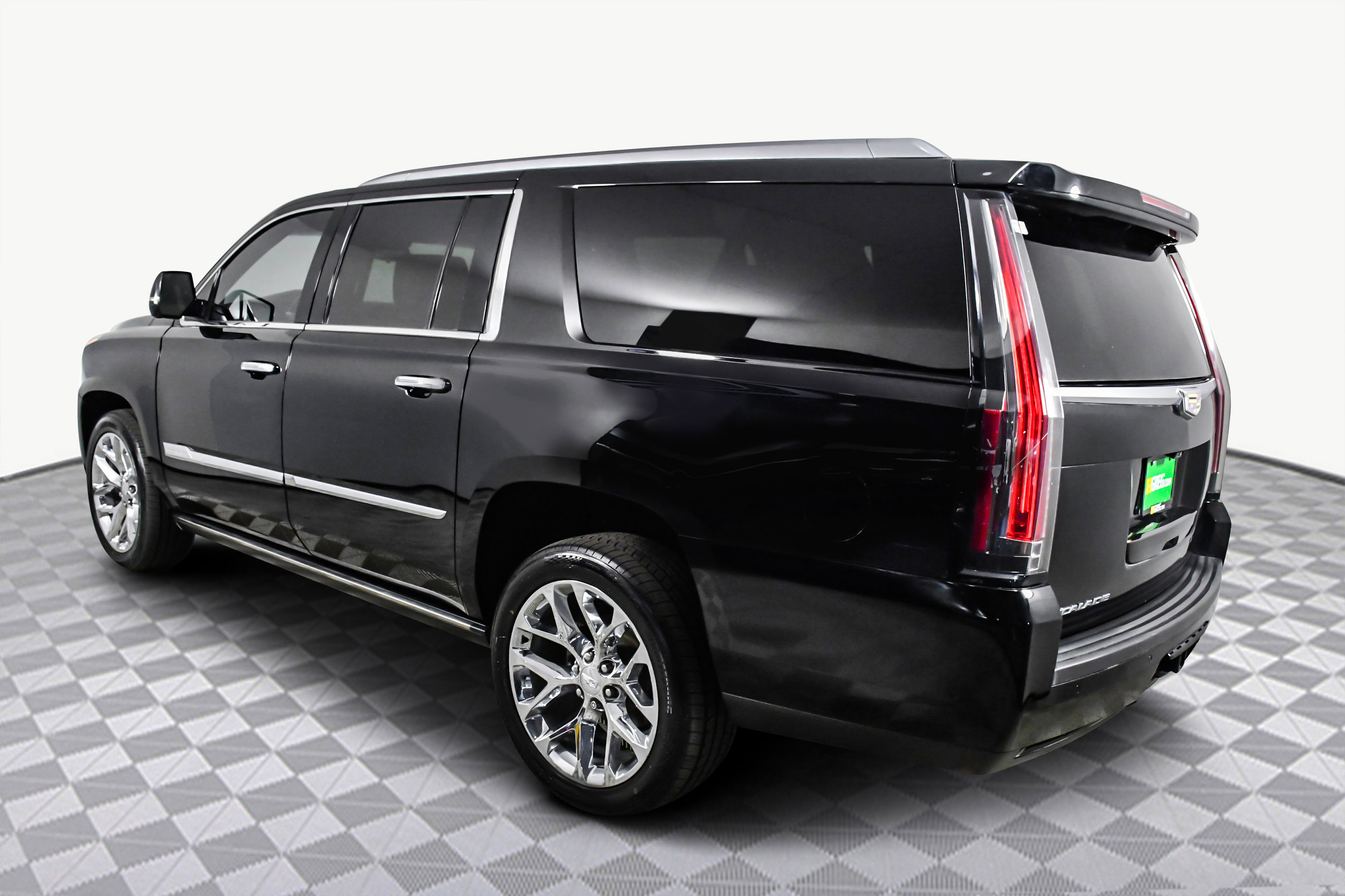 Used 2017 Cadillac Escalade ESV Platinum image 6