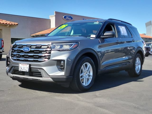 Used 2026 Ford Explorer Active w/ Active Comfort Package RWD image 5