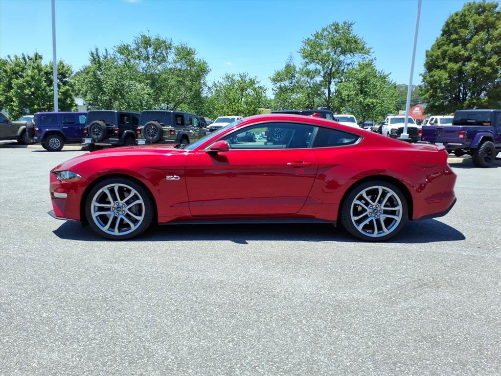 Used 2022 Ford Mustang GT Premium w/ Equipment Group 401A RWD image 7