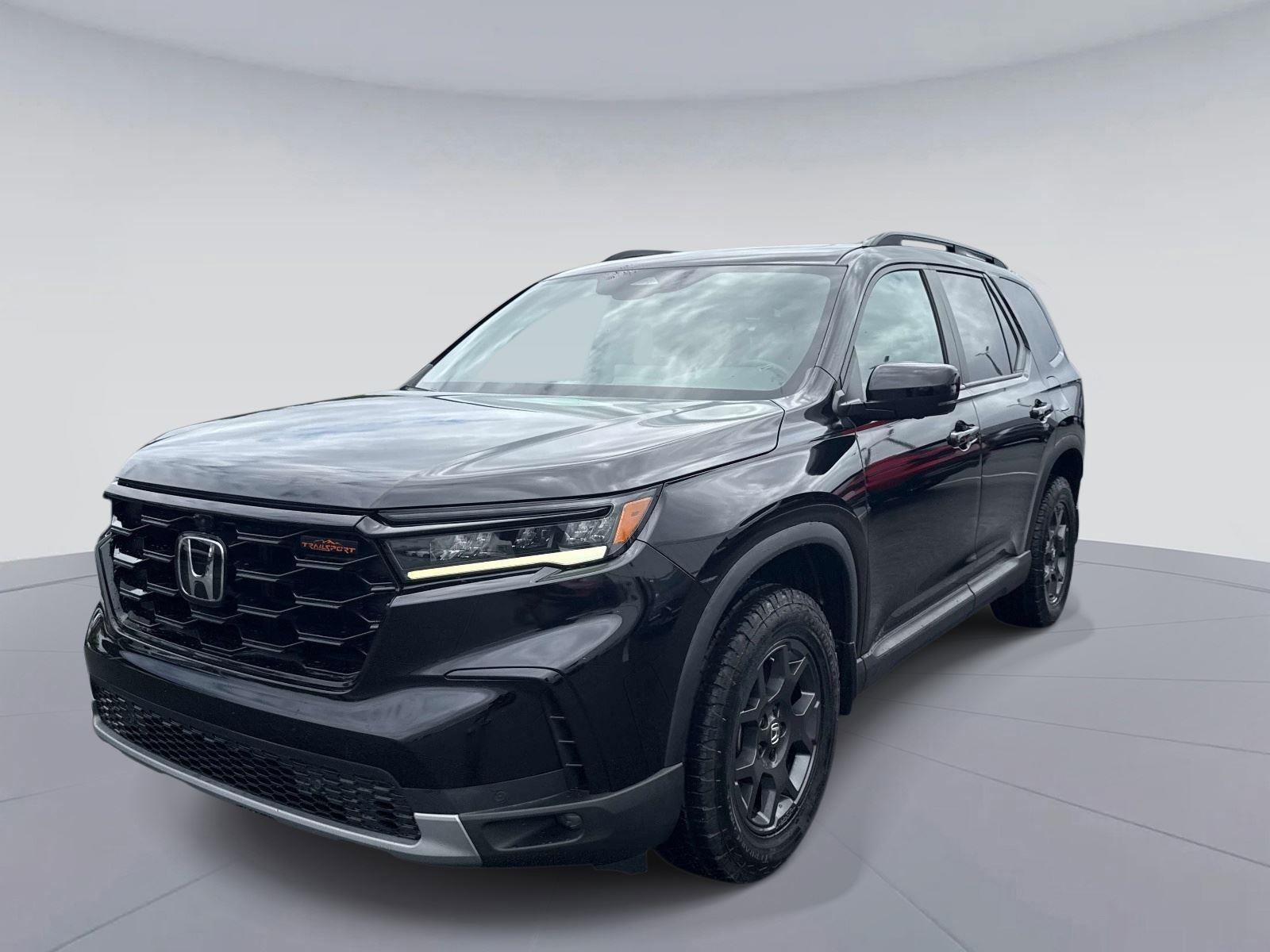 Certified 2023 Honda Pilot TrailSport image 8