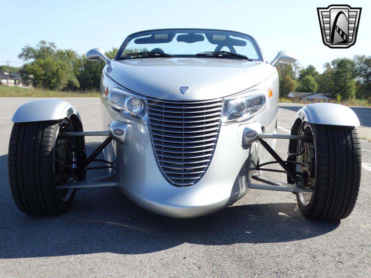 Used 2002 Chrysler Prowler image 2
