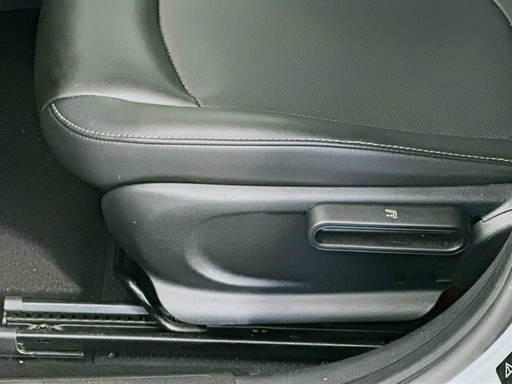 Used 2019 MINI Cooper Clubman ALL4 image 23