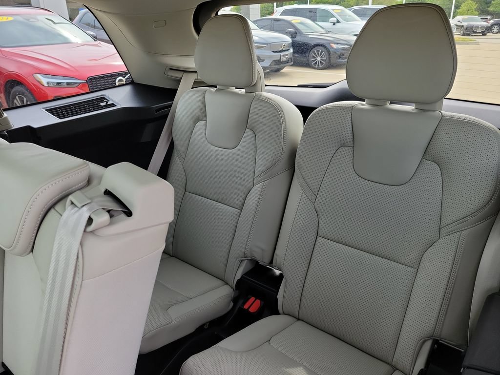 Used 2017 Volvo XC90 T6 Inscription w/ Vision Package AWD/4WD image 13