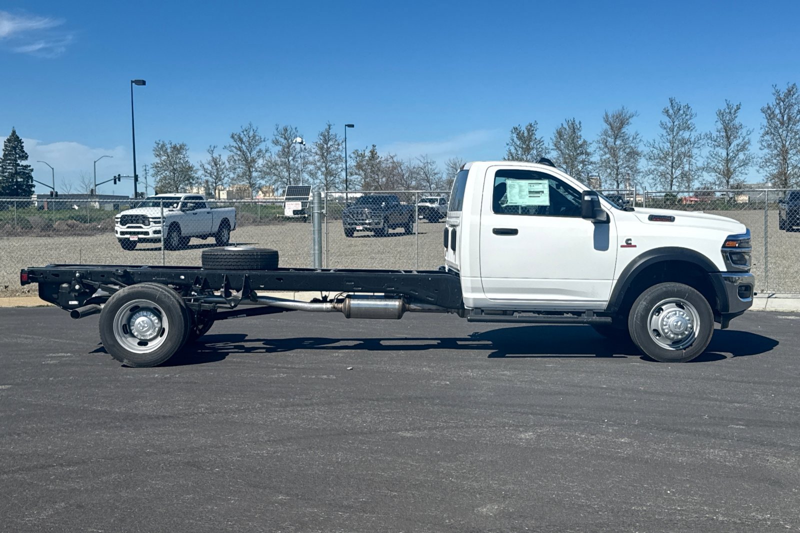 New 2026 RAM 5500 Tradesman w/ Chrome Appearance Group image 2