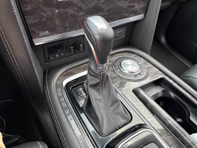 Certified 2021 Nissan Armada Platinum w/ Captain's Chairs Package RWD image 10