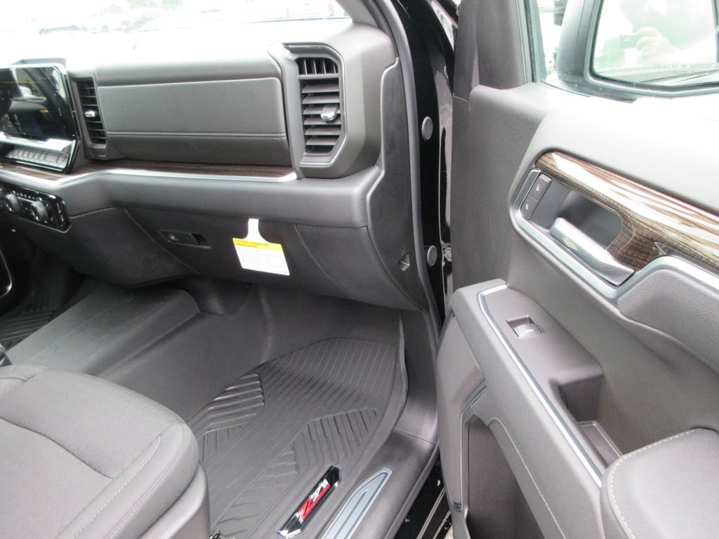 New 2026 Chevrolet Silverado 1500 RST w/ Z71 Off-Road Package AWD/4WD image 20