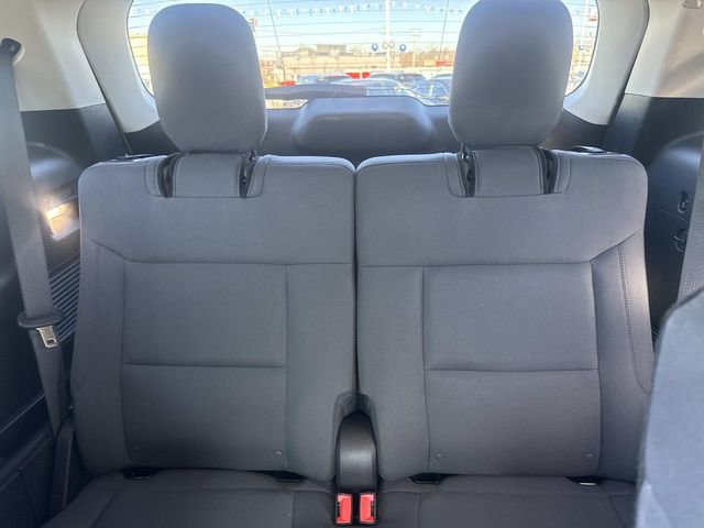 Certified 2025 Ford Explorer Active image 17